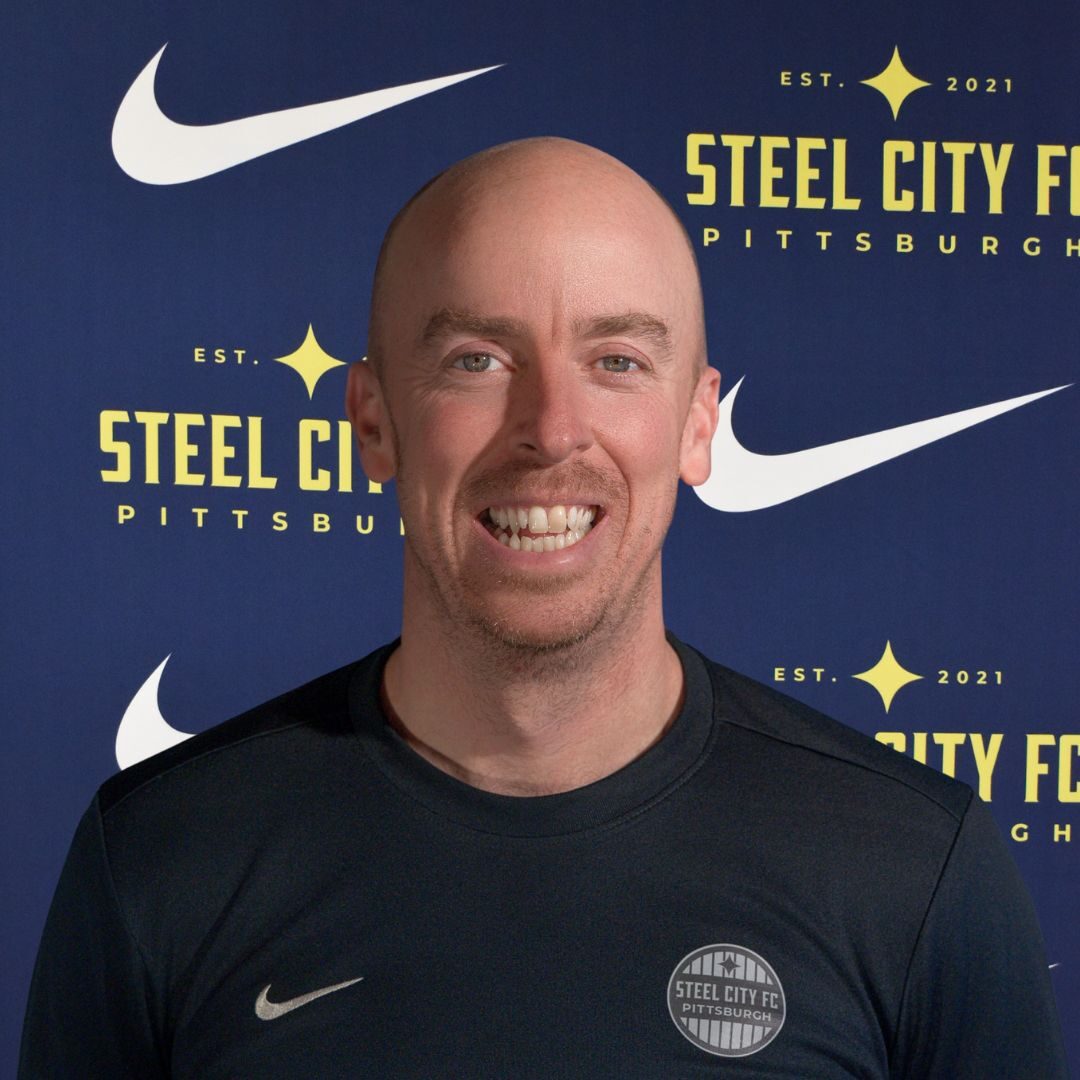 <strong>Tom Ovenden<br>UEFA B</strong><br>Girls Phase Leader<br>Performance Phase